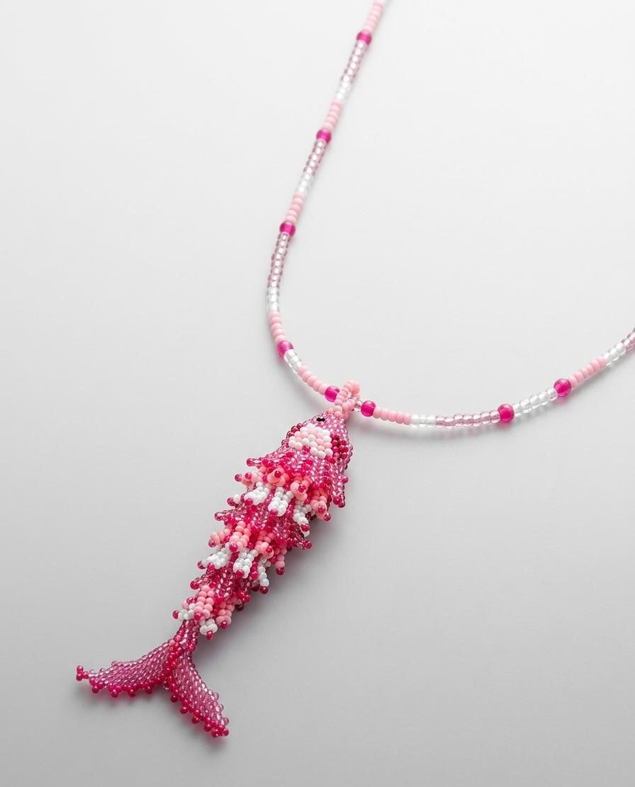 Coifish Necklace in Mostacilla